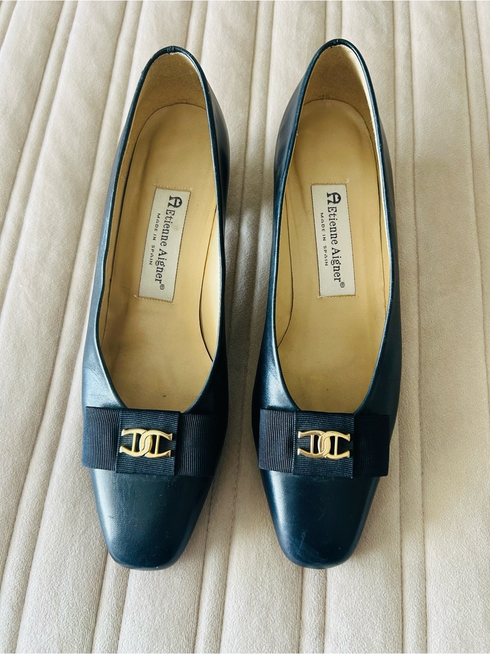 Etienne Aigner navy blue Leather Square-Toe Flats with Gold Logo Ribbon